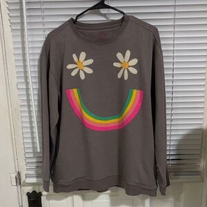 NATURAL LIFE Gray Long Sleeve Tee with Rainbow and Daisies design.